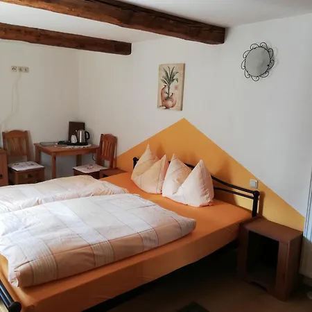 Guest house Lichtenhainer Hof 3*